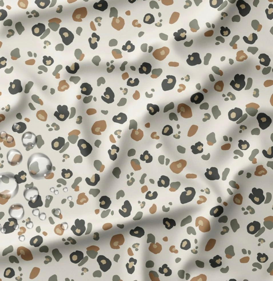 TISSU IMPERMEABLE LEOPARD FELIN